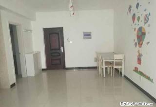 金三角对面红枣园餐厅70平两室两厅三楼简单装修出租 - 巴音郭楞28生活网 bygl.28life.com